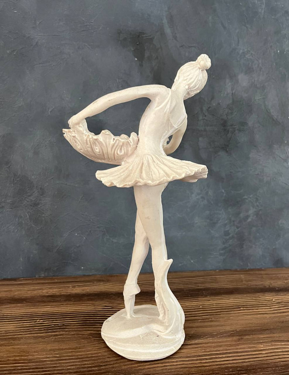 مجسمه پلی استر خام بالرین