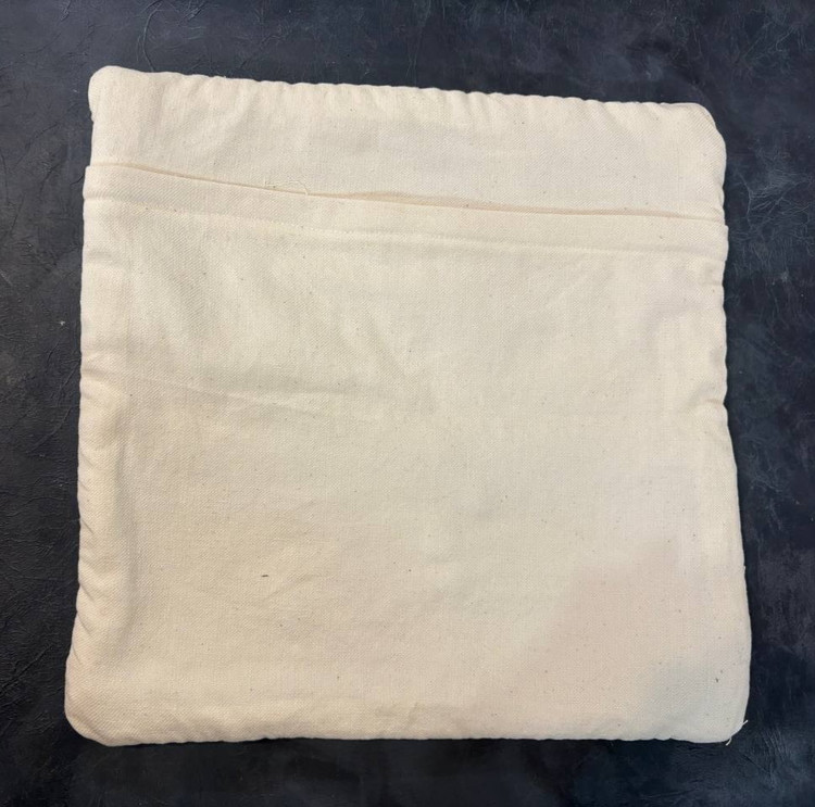 کاور کوسن دستباف تپستری طرح آوین