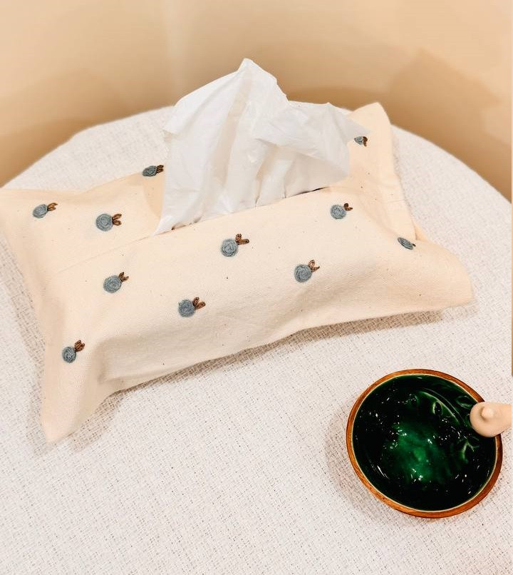 کاور دستمال کاغذی الیاف طبیعی طرح گل های آبی