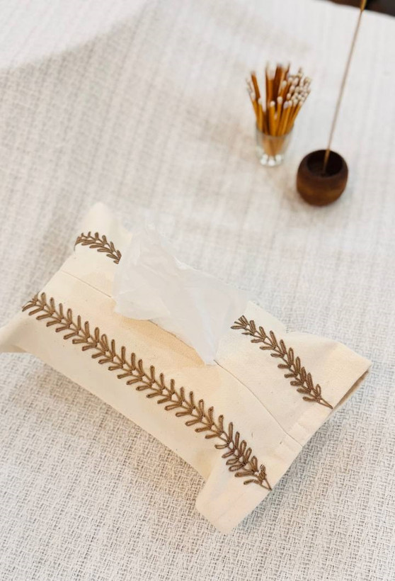 کاور دستمال کاغذی الیاف طبیعی طرح پانچ دوزی خوشه قهوه ای