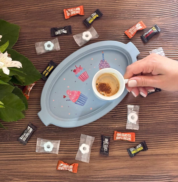 سینی چوبی آبی رنگ با طرح کاپ کیک