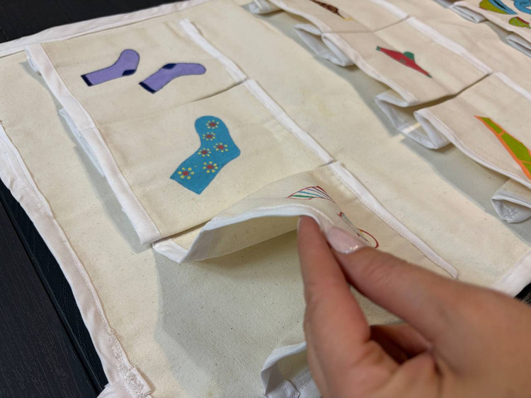 جاجورابی آویزی پارچه ای نقاشی شده 9 جیب