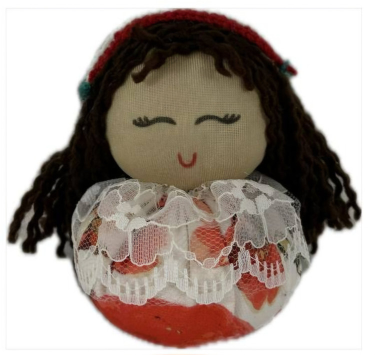 عروسک پارچه ای دستدوز دخترک بازیگوش
