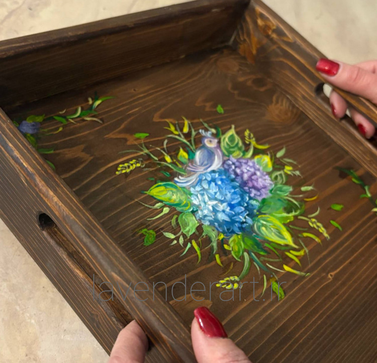 سینی چوب روس پایه دار با نقاشی دستکار