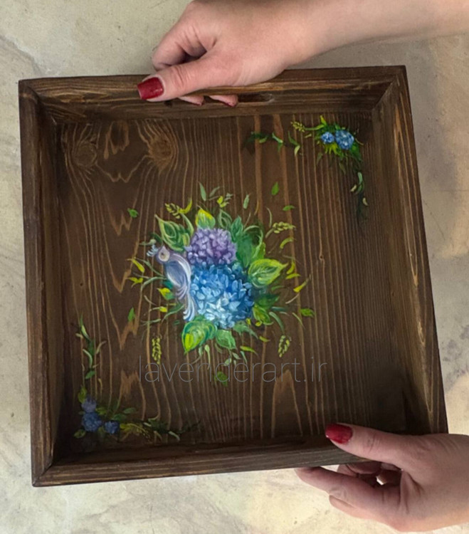 سینی چوب روس پایه دار با نقاشی دستکار