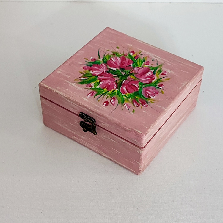 جعبه پتینه شده