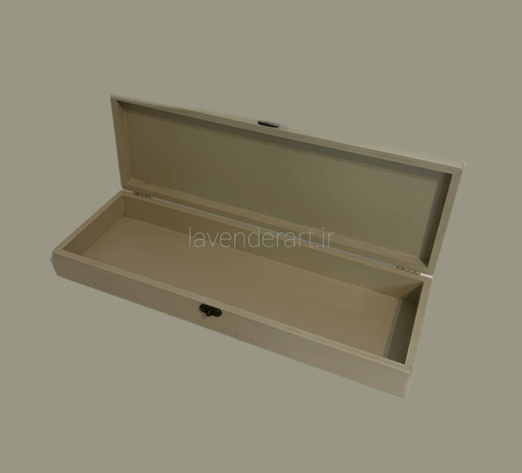 جعبه چوبی قلمو و لوازم هنری طوسی و کرم با خطاطی راه در جهان یکی است و آن راه راستی ست