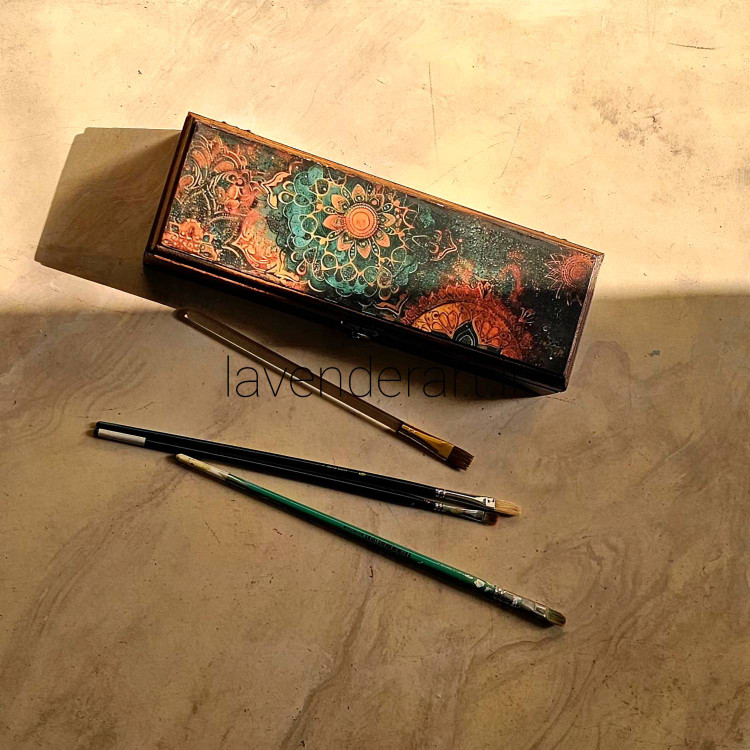 جعبه چوبی قلمو و لوازم هنری با طرح افسانه 10*30 سانتی متر