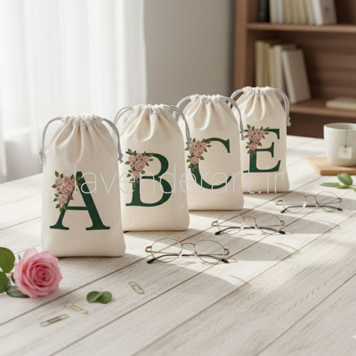 جا عینکی پارچه ای فانتزی با نقاشی دستی طرح حروف الفبا