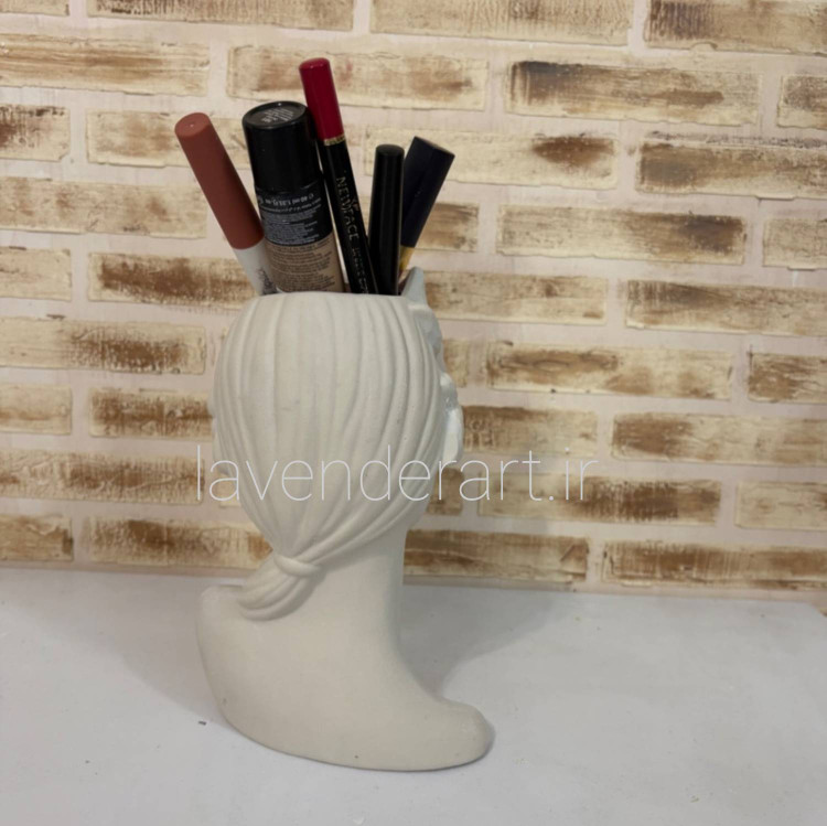 مجسمه گلدانی پلی استر خام سردیس دختری با صورت پوشیده از گل ارتفاع 22 سانتی متر