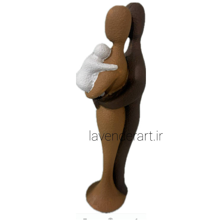 مجسمه دکوری پلی استر خانواده سه نفره ارتفاع 31 سانتی متر