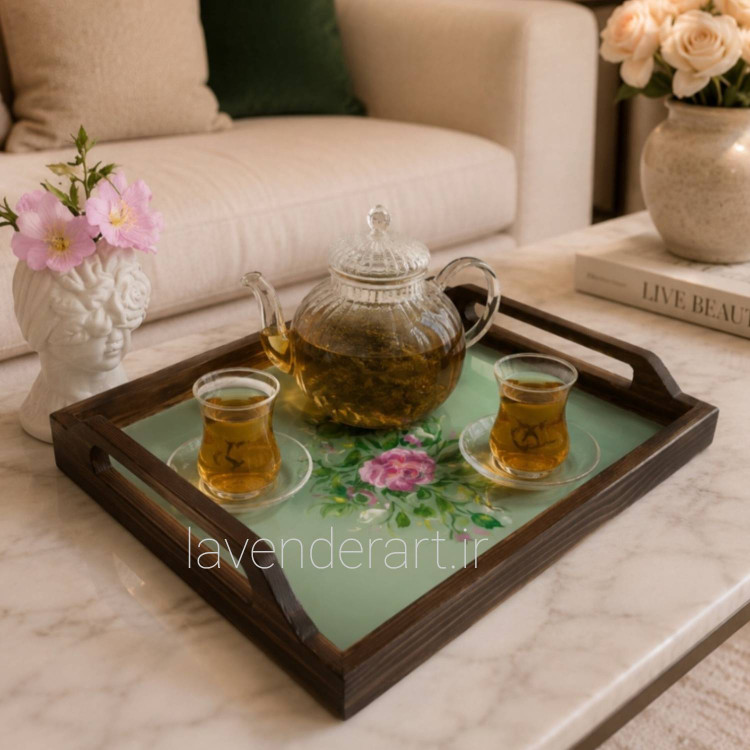 سینی چوبی خاص نقاشی گل رز دسته دار چوب روس ابعاد 40*28 سانتی متر