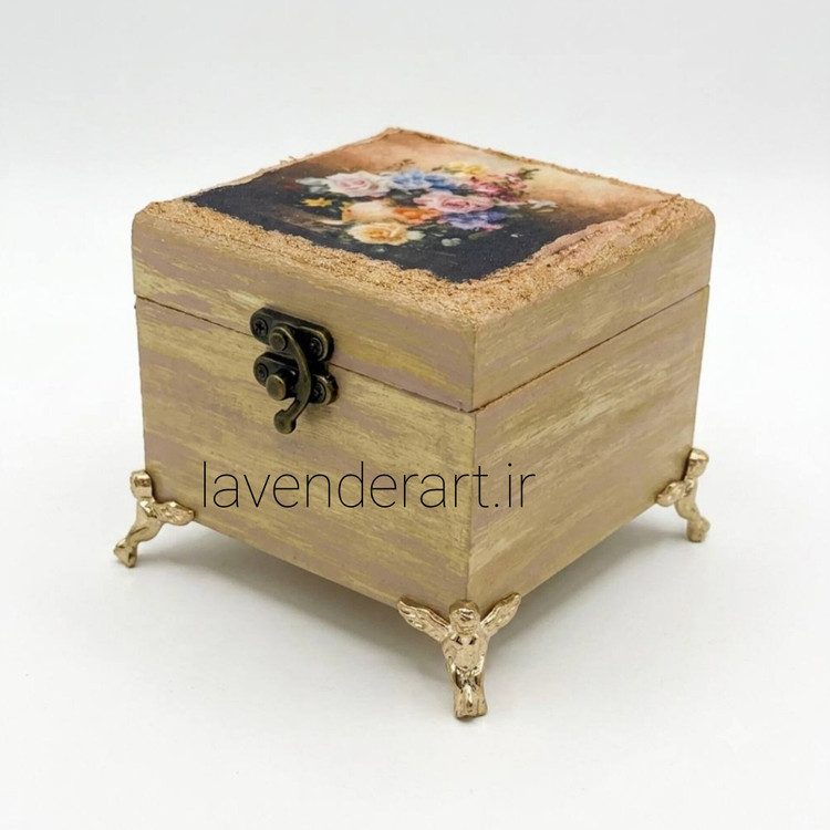 جعبه چوبی کوچک قفل دار با پتینه مخمل طرح گل ابعاد 11*10*10 سانتی متر