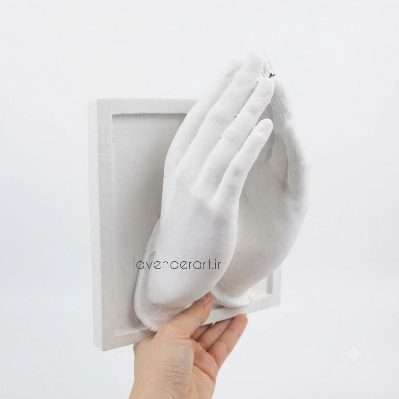 تابلو دست دیوارکوب پلی استر خام ابعاد 23*19 سانتی متر